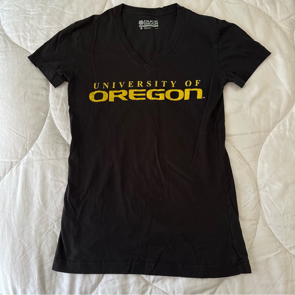 University of Oregon V-Neck Tee